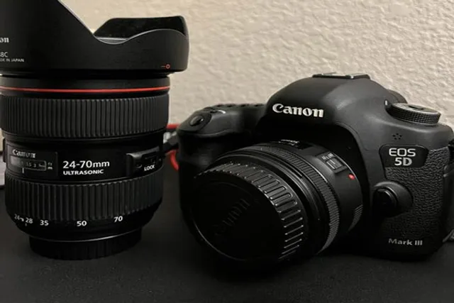 Canon set to bid goodbye to flagship DSLR series: Report