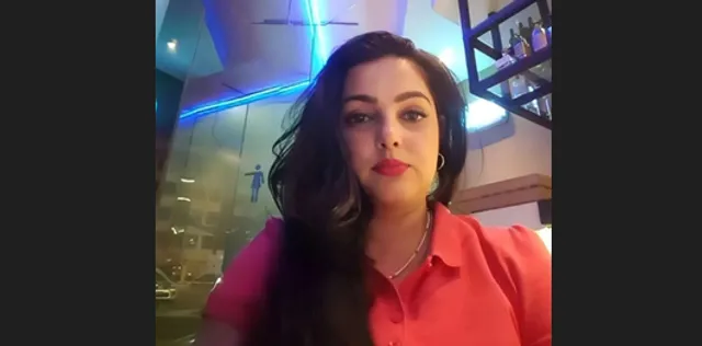 Mamta Kulkarni shares experience of working with SRK in resurfaced video