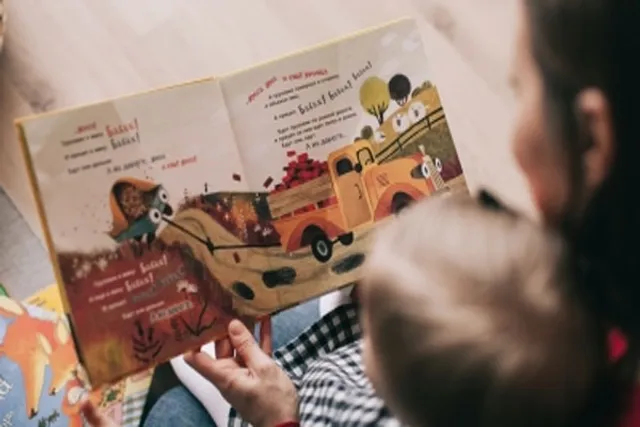 Enhancing kids understanding through Illustrations