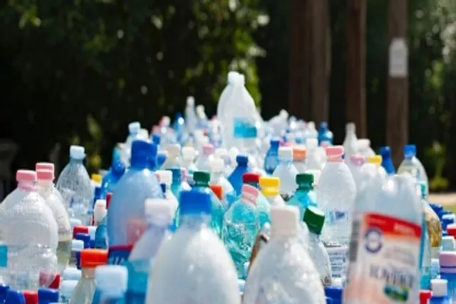 How are plastic pet bottles recycled into clothing?