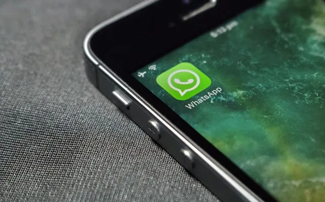 WhatsApp to let users pay businesses with credit card, other UPI apps in India