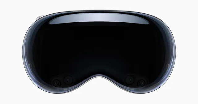 Apple Vision Pro could give doctors 'superpowers', says US-based surgeon