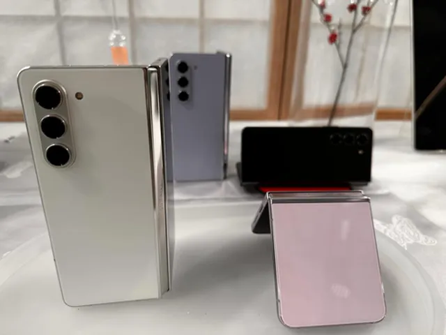 Pre-booking for 'Make in India' foldables begins in India with cool pricing, attractive offers