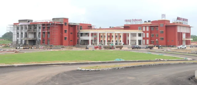 Odisha: Ravenshaw 2nd campus to function from this month; Mayor takes stock