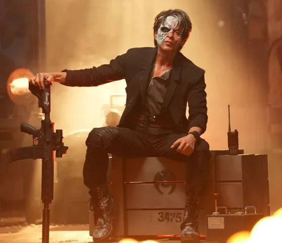 'Jawan' goes full house on first day early shows, creates 'mass hysteria'