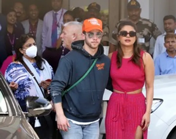 Priyanka Chopra, Nick Jonas forced to move out of $20M mansion over health concerns