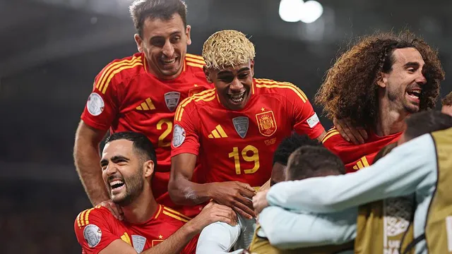Spain Edges France in Thrilling 5-4 Nations League Semi-Final, Yamal Shines