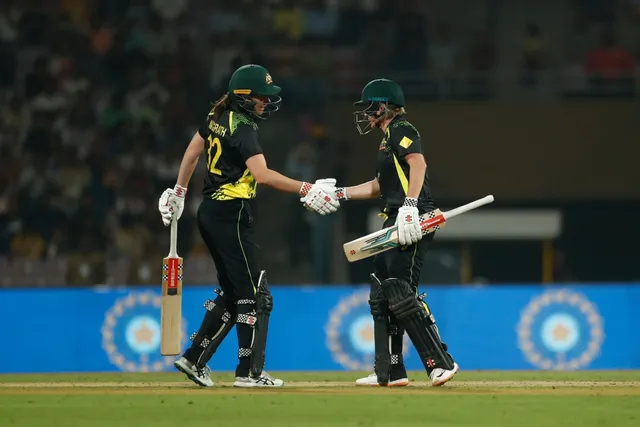 Beth Mooney, Tahlia McGrath, Australia