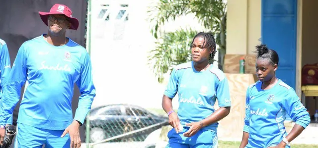 Courtney Walsh, Rayon Griffith appointed interim assistant coaches for India series