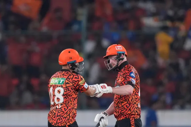 Abhinav Manohar and Heinrich Klaasen 