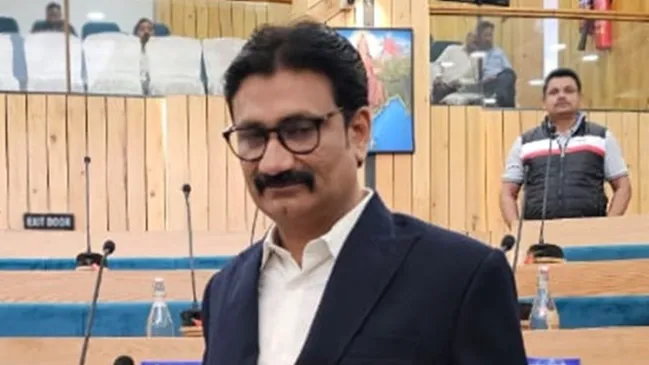 Indore Politics: भाजपा ने पार्षद जीतू यादव को 6 साल के लिए निकाला - Indore  Politics: BJP expels Indore councilor Jitu Yadav from the party for 6 years