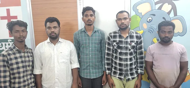 Fraud Grammen Dak Sevaks