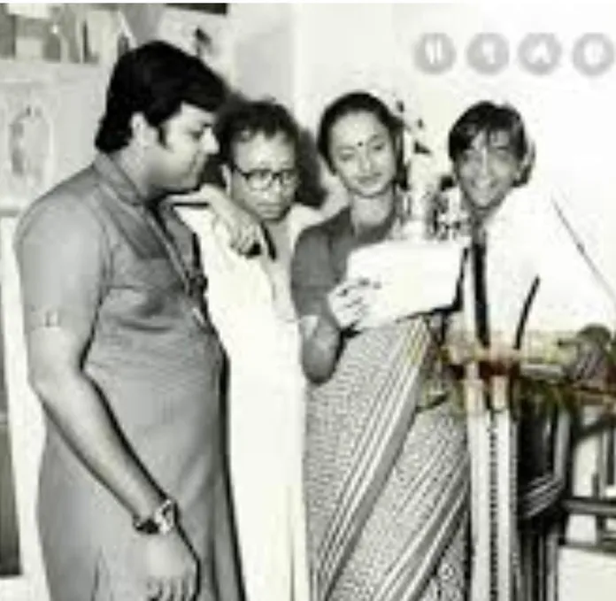 Playback singer Rekha records duet song with Shailendra S,  R D Burman and Gulshan B