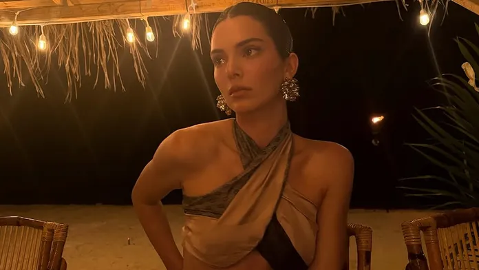 Kendall Jenner Wears a Carrie Bradshaw-Coded Bra Top for Her 30th Birthday  Party | Marie Claire