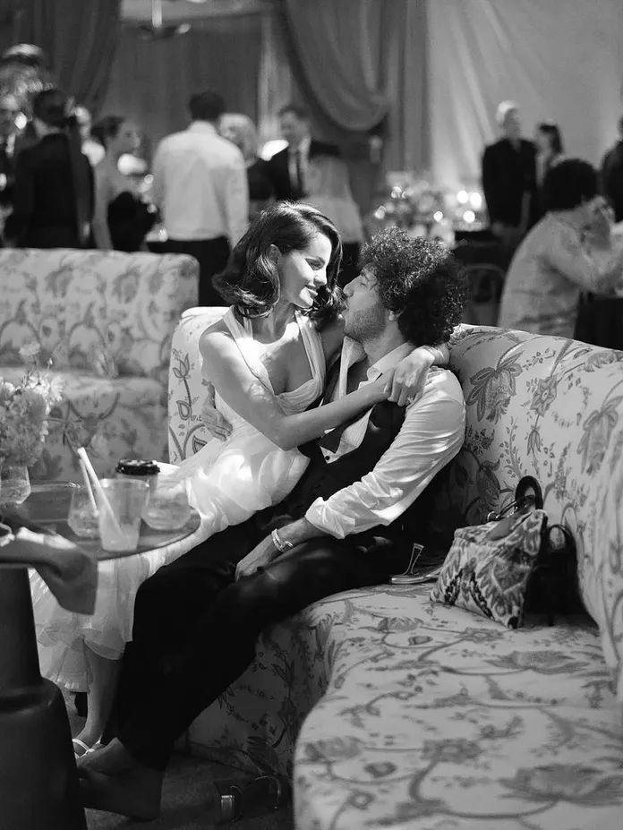 Selena Gomez Credits Jennifer Aniston as Her First Industry Influence |  Women in Hollywood | ELLE