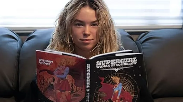 Milly Alcock's Supergirl Suit With Cape Fully Revealed In Best Images Yet -  IMDb