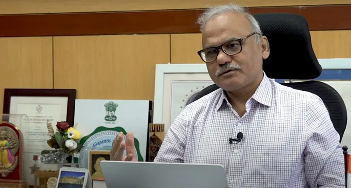 WhatsApp Image 2025-08-23 at 17.57.17