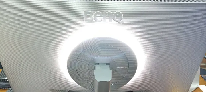 BenQ RD320U Build Quality Review