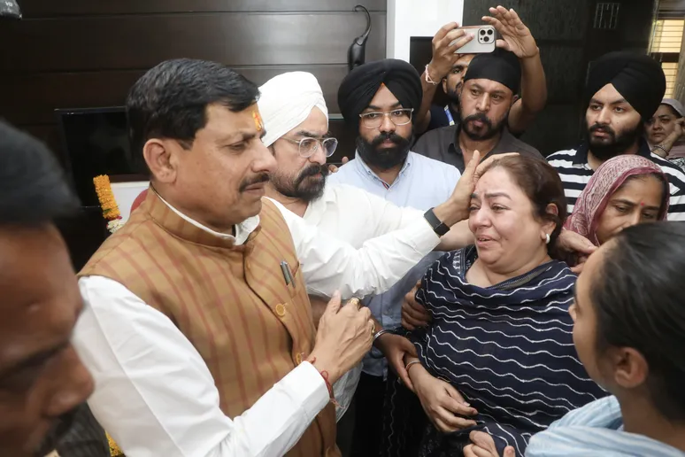 cm mohan yadav naredra saluja house