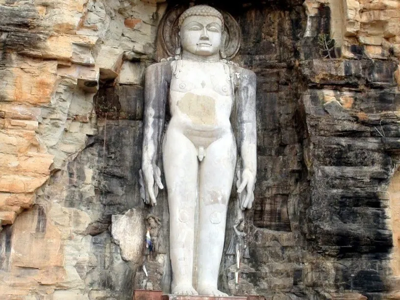 Khandargiri, Chanderi - Timings, History, Architecture, Best Time to Visit