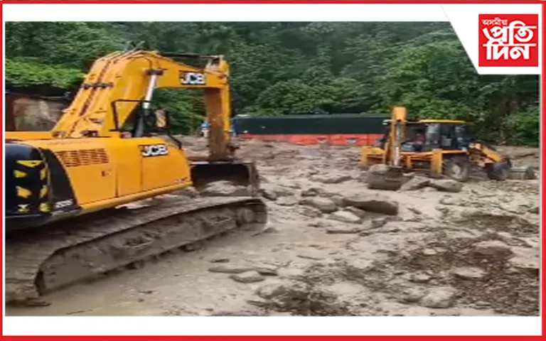 মেঘালয়ৰ কুলিয়াঙত সংঘটিত ভূমিস্খলন এলেকা যানবাহন চলাচলৰ বাবে মুকলি 