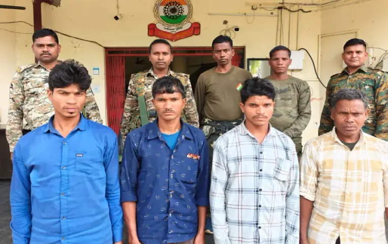 Bijapur Four Naxalite Arrested