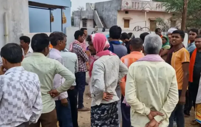 CG Durg Tractor Accident