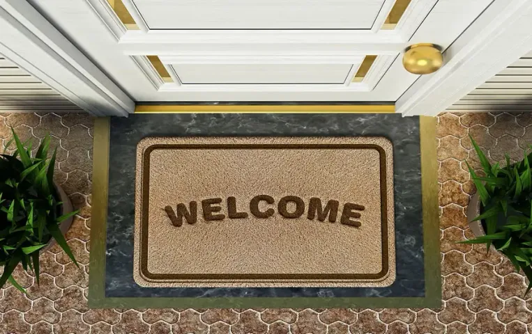 घर के मुख्य द्वार पर डोर मेट: वास्तु टिप्स से जानें क्या है सही और क्या है गलत