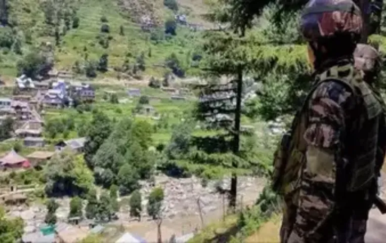 जम्मू-कश्मीर एनकाउंटर अपडेट: अनंतनाग में दो आतंकी ढेर, शाहरयार में आतंकियों का घेराव