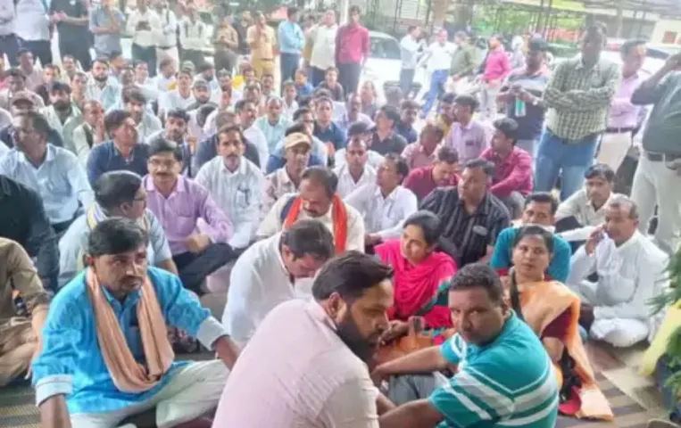 MP Private School Protest