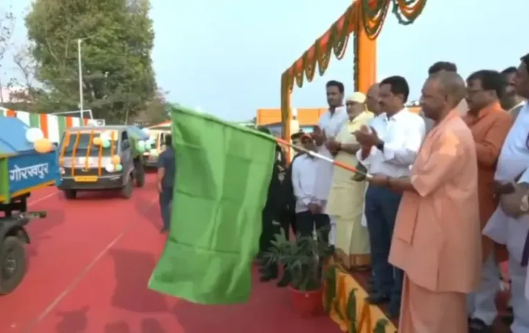 UP CM Yogi Gorakhpur Visit inaugurated modern garbage transfer station chargawan