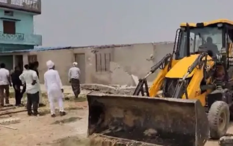 UP Shravasti Illegal Madrasas Action demolish bulldozer run encroachment