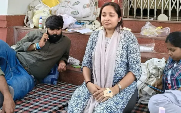 UP bhu phd admission protest news update