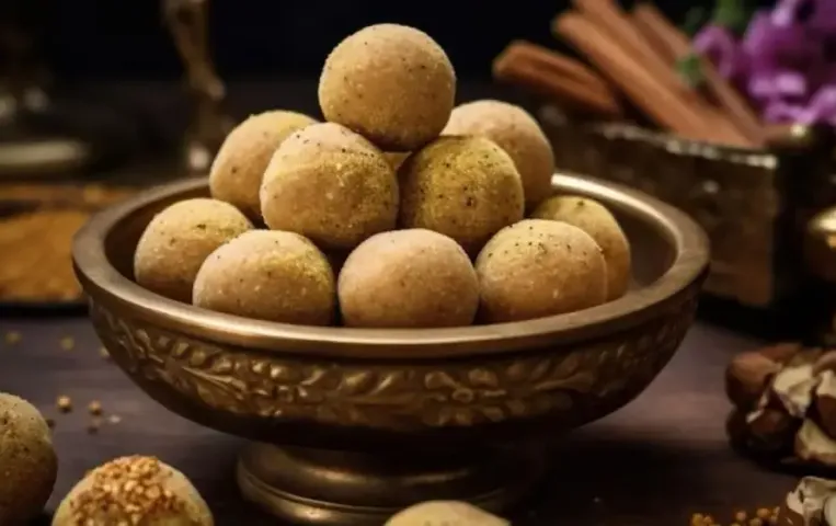 Winter Dhaniya Laddu Recipe