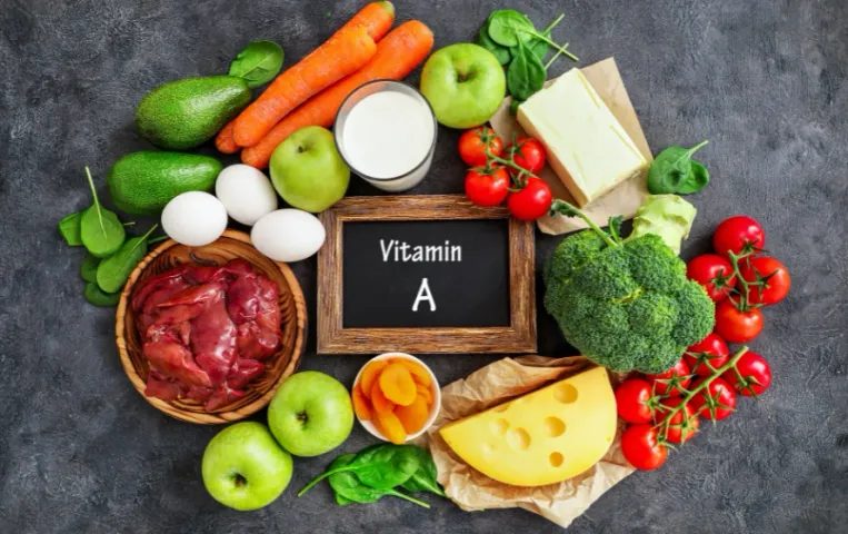 स्वास्थ्य के लिए महत्वपूर्ण है Vitamin A: आंखों से लेकर त्वचा तक हर चीज में है फायदेमंद, इन चीजों में मिलेगा विटामिन ए
