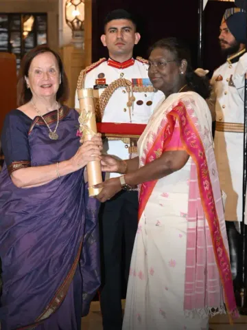 Padma Shri Award winner Shalini Devi Holkar (8)