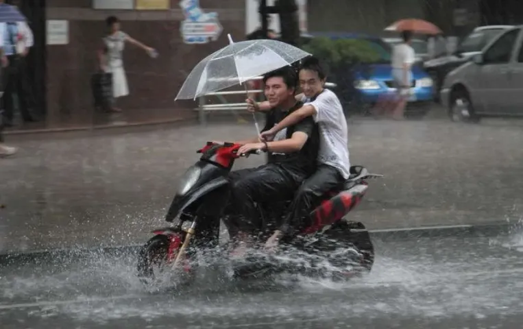 Scooter Tips For Monsoon