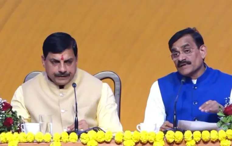 CM मोहन यादव के एक साल: सरकार ने पेश किया रिपोर्ट कार्ड, गिनाई अपने कार्यकाल की उपलब्धियां, जानिए सबकुछ