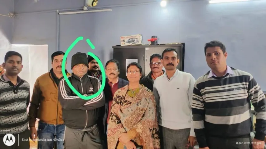 दमोह में रिश्वत लेते रंगे हाथ पकड़ाया पटवारी: रास्ता निकलवाने के बदले किसान से मांगे थे 30 हजार रुपए