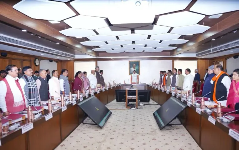 MP Cabinet: साल 2025 की मोहन यादव कैबिनेट की पहली बैठक खत्म, किसान और युवाओं पर फोकस, इन प्रस्तावों पर लगी मुहर