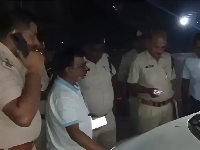जबलपुर में मेडिकल कॉलेज के डॉक्टर और भाई पर फायरिंग: बाइक से आए हमलावर अचानक बरसा दी गोलियां, 5 राउंड फायर किए