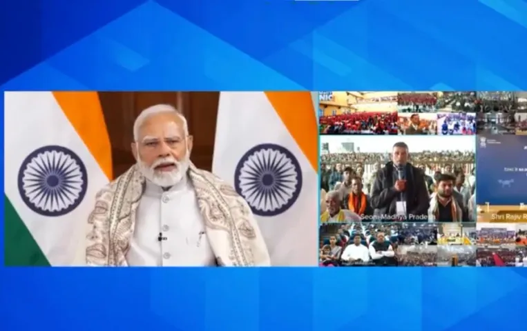 Svamitva Scheme: प्रधानमंत्री नरेंद्र मोदी ने स्वामित्व संपत्ति कार्ड बांटे, एमपी के मनोहर से की बातचीत, कहीं ये बात...