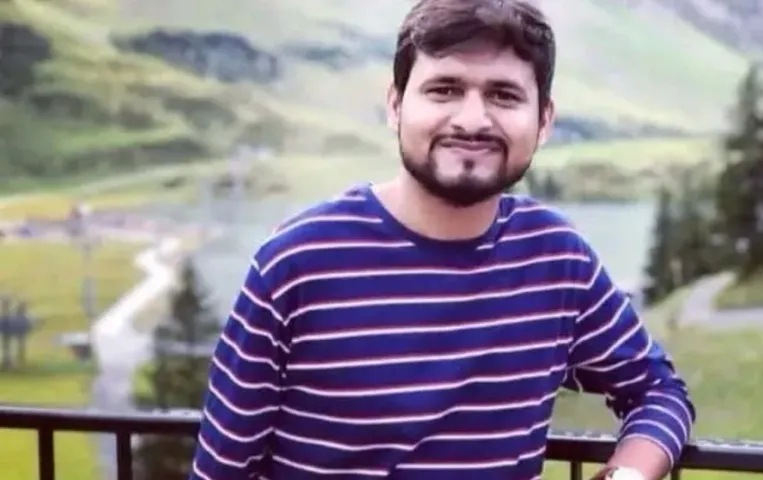 Kanpur Breaking: पहलगाम आतंकी हमले में कानपुर के नवविवाहित युवक की मौत, आतंकियों ने सिर में सटाकर मारी गोली