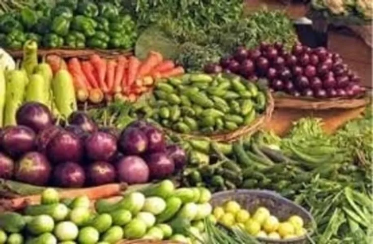 बारिश ने बढ़ाई सब्जी किसानों की चिंताएं, 300 करोड़ का हो सकता है नुकसान