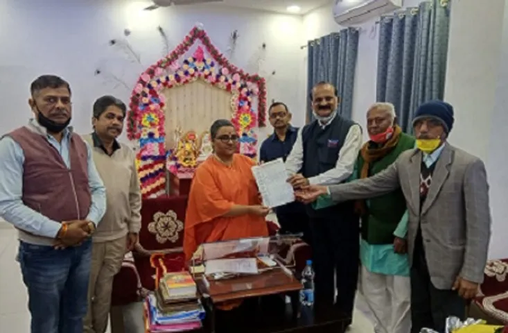 Bhopal Sansad Pragya Thakur : अतिक्रमण और अवैध पार्किंग से रहवासी परेशान, सांसद को बताई समस्या