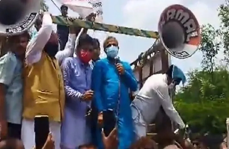 Delhi Breaking: सभी साप्ताहिक बाजारों को फिर से खोलने के लिए भाजपा नेताओं ने किय़ा प्रदर्शन