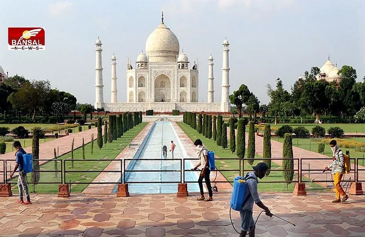 Taj Mahal Unlocked: 2 महीने बाद खुला ताजमहल, ब्राजील की पर्यटक ने सबसे पहले देखा अजूबा