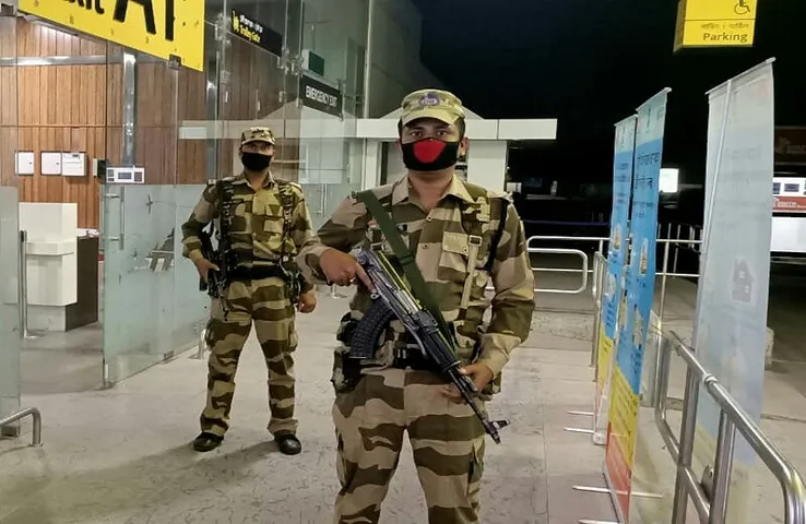 CISF Recruitment: सीआईएसएफ ने निकालीं 2000 पदों पर भर्ती, जानें कब तक कर सकते हैं आवेदन