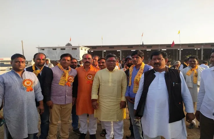 धाकड़ लोकेन्द्र सिंह राजपूत और पूर्व विधायक मनीराम विचार गोष्ठी में पहुंचे, कई विषयों पर हुई चर्चा