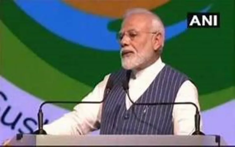 लोकतांत्रिक मजबूती के लिए अपने भागीदारों के साथ काम करने को भारत तैयार  : मोदी